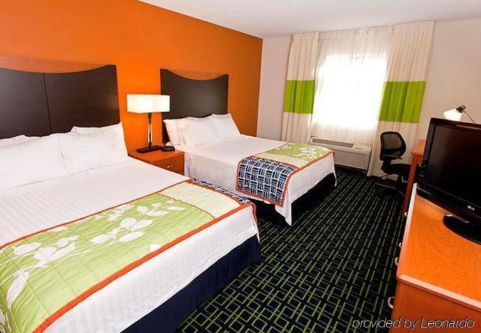 Fairfield Inn & Suites By Marriott Toledo Maumee Room photo
